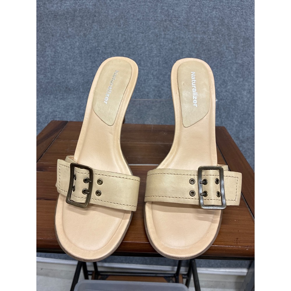 Naturalizer Womens Beige Leather Buckle Slide Sandals Wood Heel 7.5M New